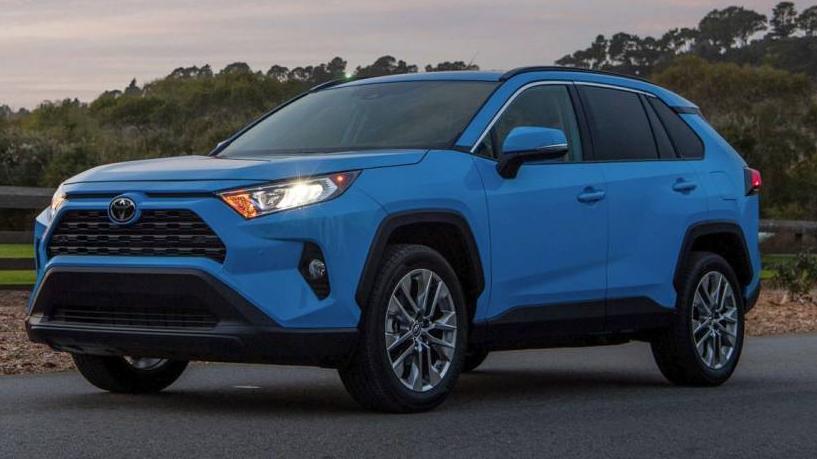 TOYOTA RAV4 2019 2T3P1RFV1KW051282 image