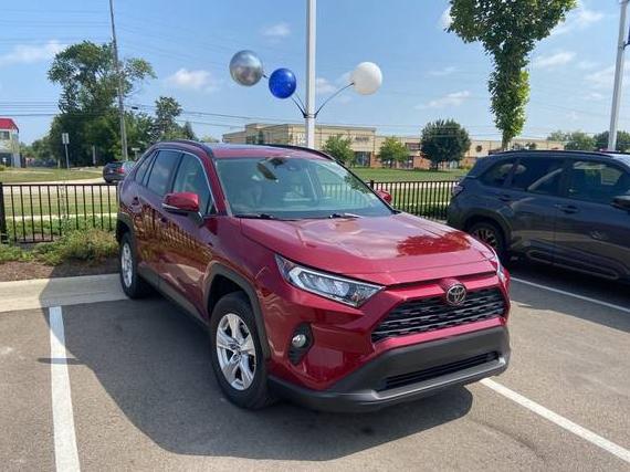 TOYOTA RAV4 2019 JTMP1RFV4KD034487 image