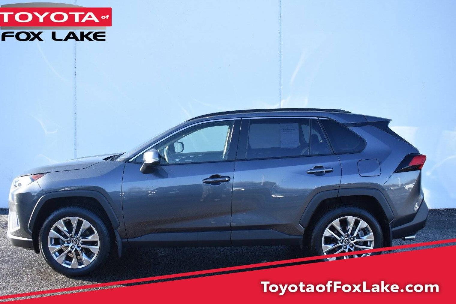 TOYOTA RAV4 2019 JTMA1RFV4KD515491 image