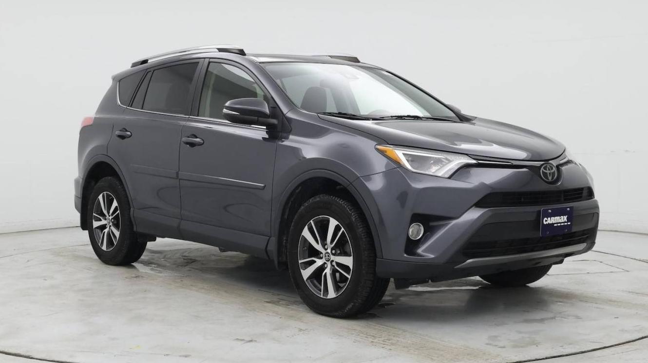 TOYOTA RAV4 2018 JTMRFREV5JD223238 image