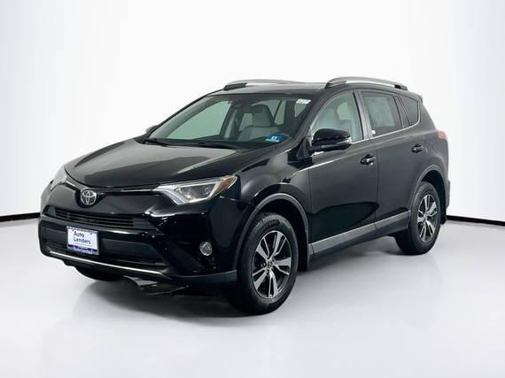 TOYOTA RAV4 2018 2T3RFREV1JW779176 image