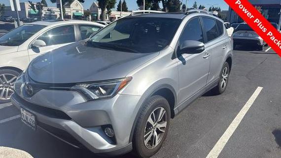 TOYOTA RAV4 2018 JTMWFREV3JD117714 image TOYOTA RAV4 2018 JTMWFREV3JD117714 image