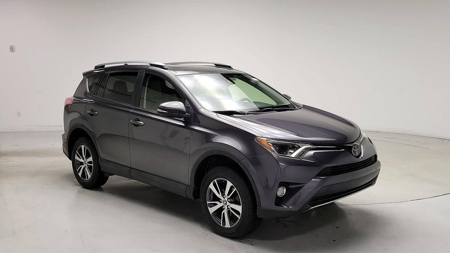 TOYOTA RAV4 2018 JTMWFREV5JJ178743 image