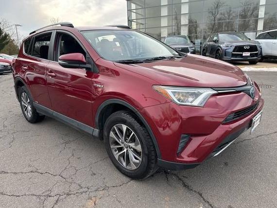 TOYOTA RAV4 2018 JTMRJREV2JD183814 image TOYOTA RAV4 2018 JTMRJREV2JD183814 image