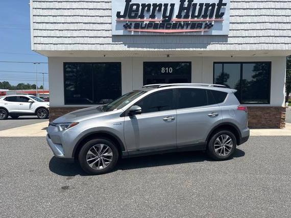 TOYOTA RAV4 2018 JTMRJREV0JD200805 image