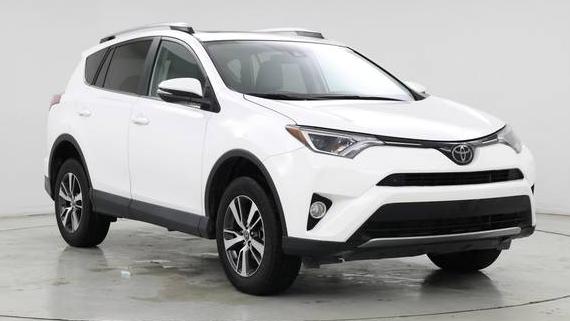 TOYOTA RAV4 2018 2T3WFREV2JW472456 image