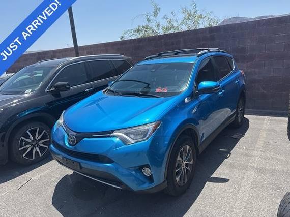 TOYOTA RAV4 2018 JTMRJREV7JD185168 image