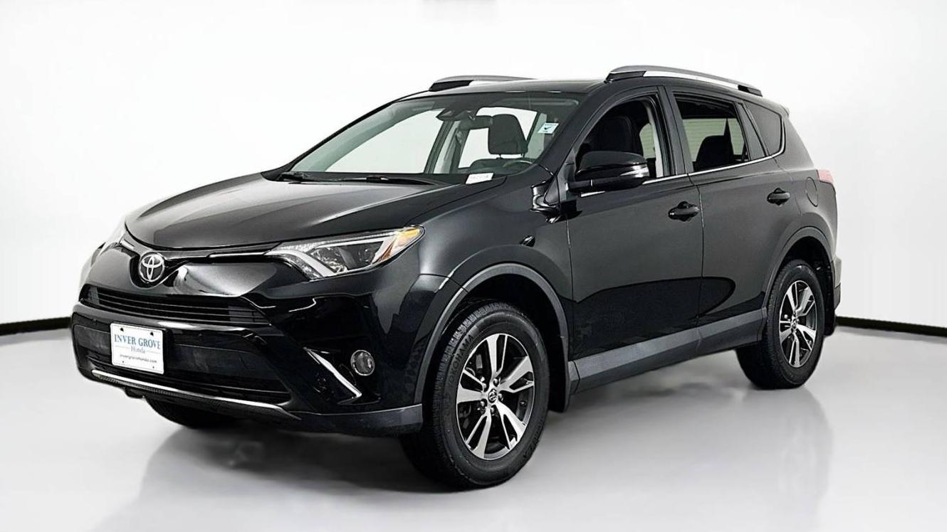 TOYOTA RAV4 2018 2T3RFREV3JW731369 image