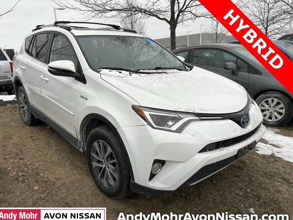 TOYOTA RAV4 2018 JTMRJREV5JD226347 image