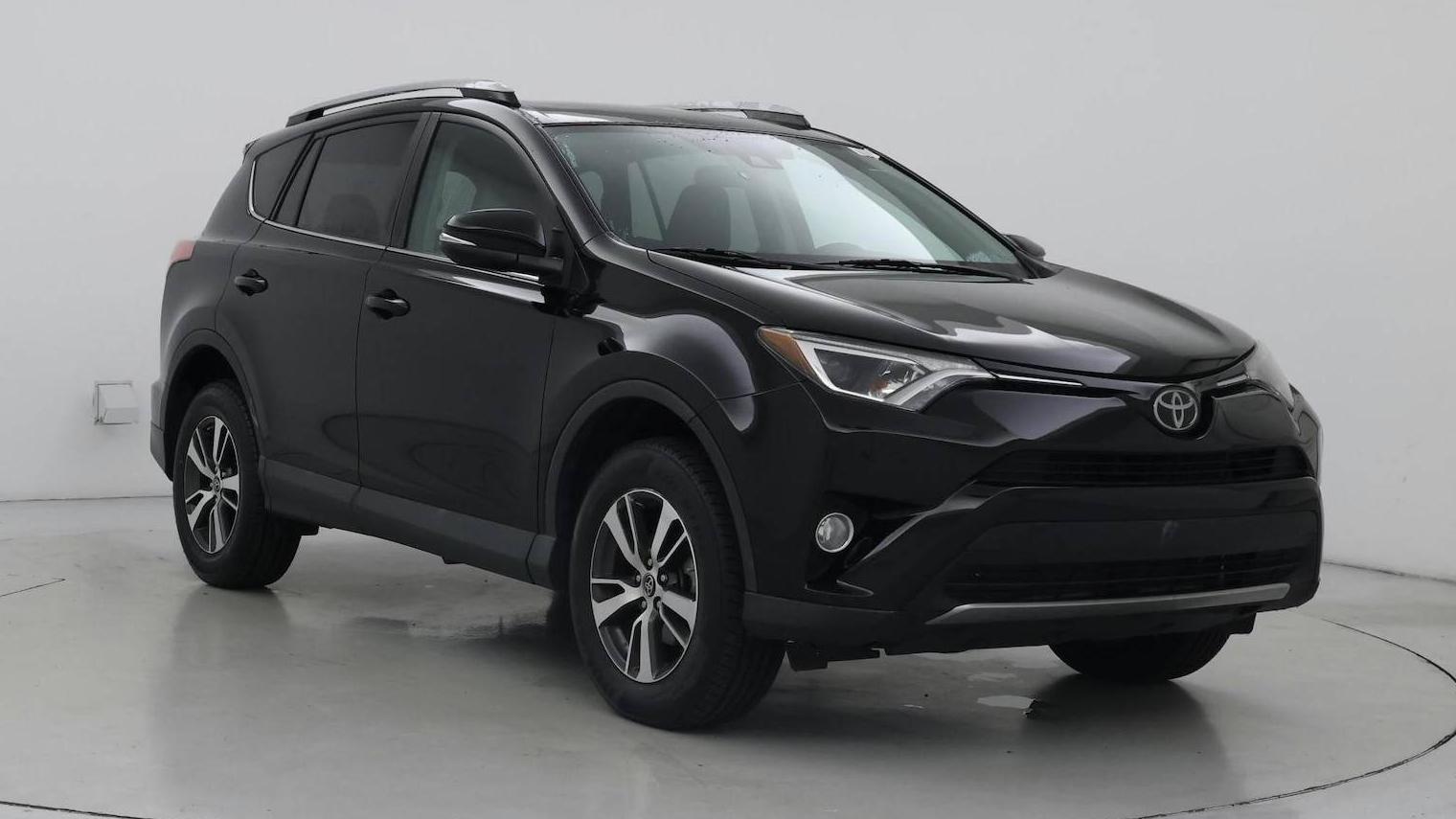 TOYOTA RAV4 2018 2T3WFREVXJW421643 image