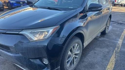 TOYOTA RAV4 2018 JTMRJREVXJD162709 image