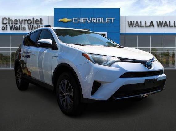 TOYOTA RAV4 2018 JTMRJREV7JD247278 image