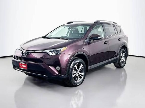 TOYOTA RAV4 2018 2T3RFREV1JW776584 image