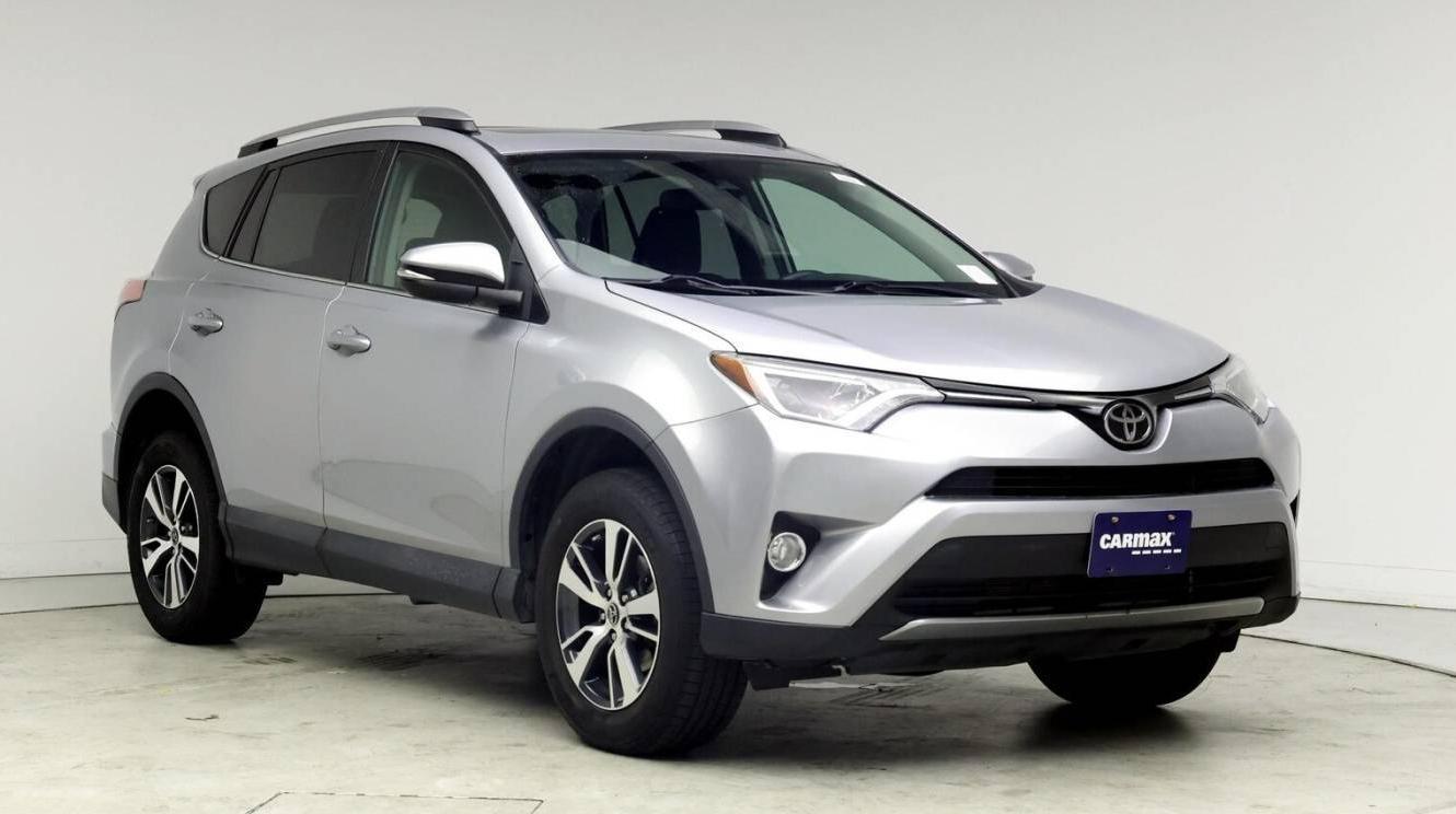 TOYOTA RAV4 2018 2T3WFREV0JW471077 image