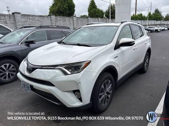TOYOTA RAV4 2018 JTMRJREV9JD161082 image