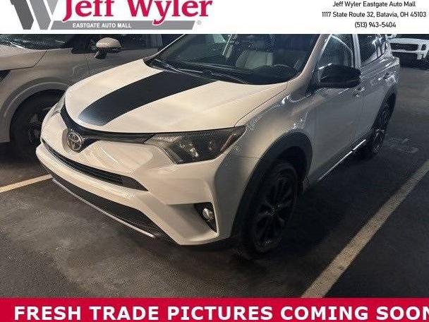 TOYOTA RAV4 2018 2T3WFREV3JW451406 image