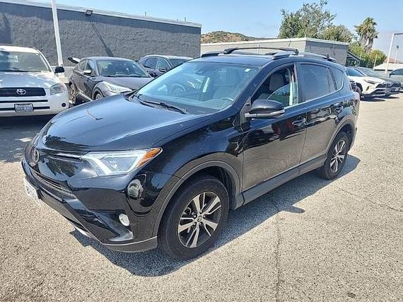 TOYOTA RAV4 2018 2T3WFREV8JW486734 image