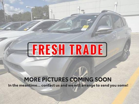 TOYOTA RAV4 2018 2T3WFREV3JW438591 image