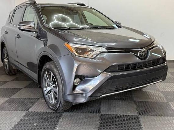 TOYOTA RAV4 2018 JTMRFREV5JJ239795 image
