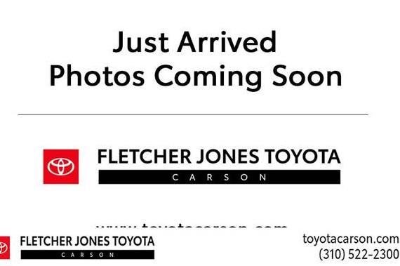TOYOTA RAV4 2018 JTMZFREV9JJ732976 image