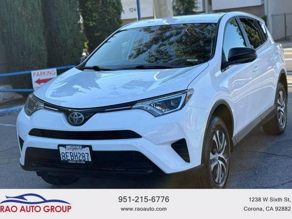 TOYOTA RAV4 2018 2T3ZFREV0JW466250 image