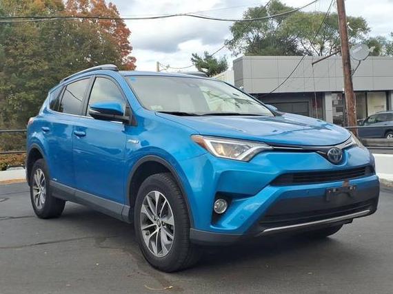 TOYOTA RAV4 2018 JTMRJREV4JD244533 image TOYOTA RAV4 2018 JTMRJREV4JD244533 image