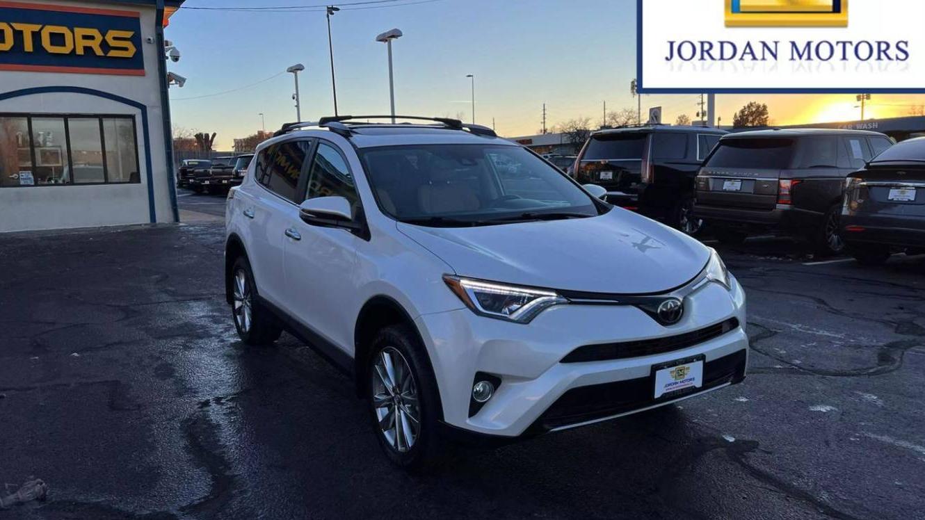 TOYOTA RAV4 2018 2T3DFREV2JW743829 image