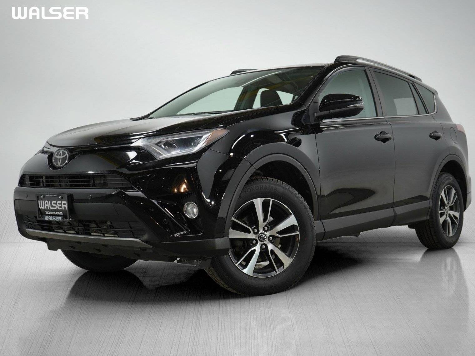 TOYOTA RAV4 2018 2T3RFREVXJW857406 image