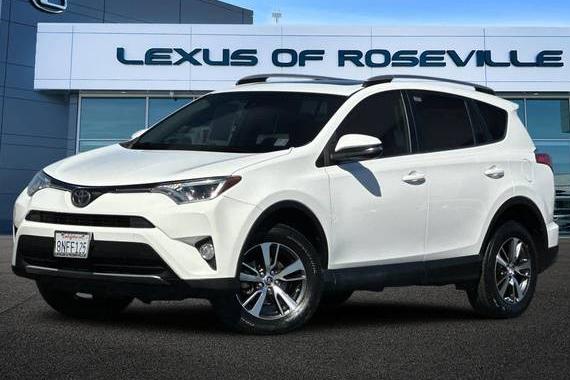 TOYOTA RAV4 2018 2T3WFREV6JW475733 image