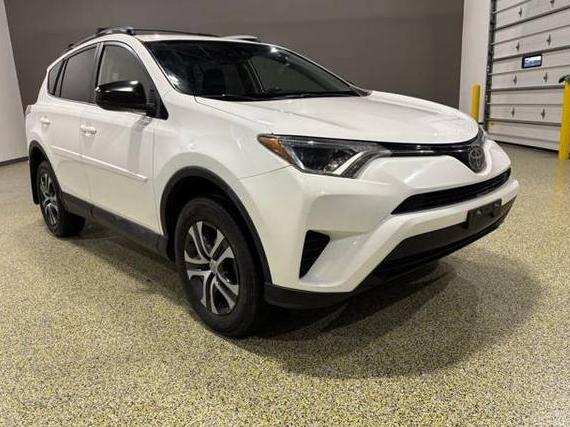 TOYOTA RAV4 2018 JTMZFREVXJJ151129 image