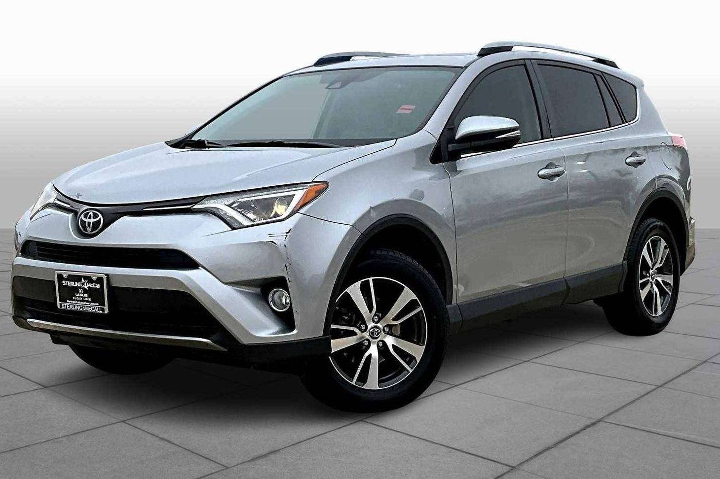 TOYOTA RAV4 2018 JTMWFREV8JJ203392 image