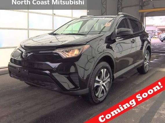 TOYOTA RAV4 2018 2T3ZFREV4JW464632 image
