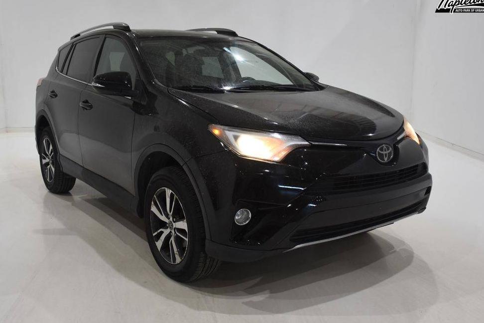 TOYOTA RAV4 2018 2T3WFREV5JW471656 image