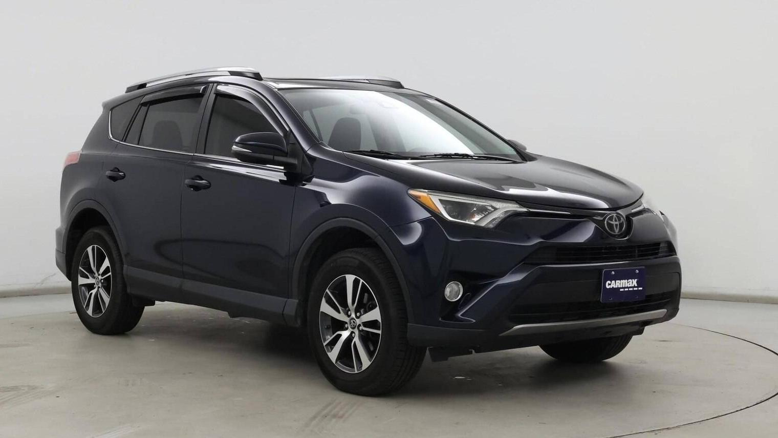 TOYOTA RAV4 2018 JTMWFREV5JJ738972 image