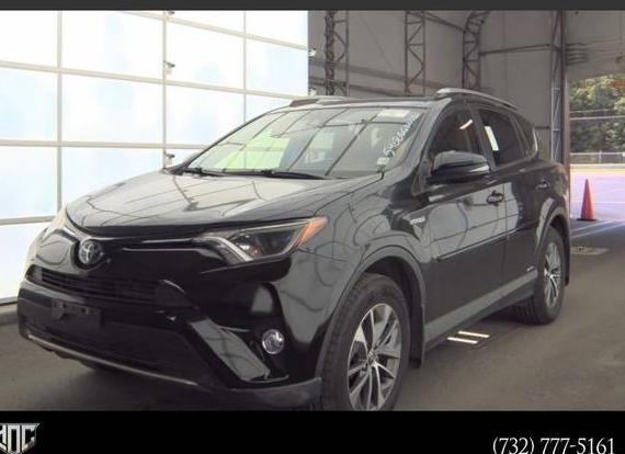 TOYOTA RAV4 2018 JTMRJREV8JD250786 image