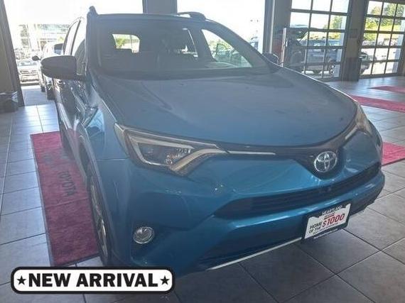 TOYOTA RAV4 2018 JTMDJREV0JD166603 image