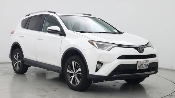 TOYOTA RAV4 2018 2T3WFREV8JW470551 image