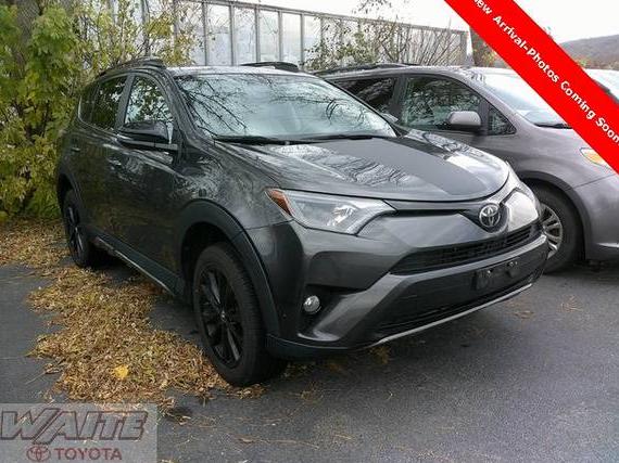 TOYOTA RAV4 2018 2T3RFREV1JW825721 image