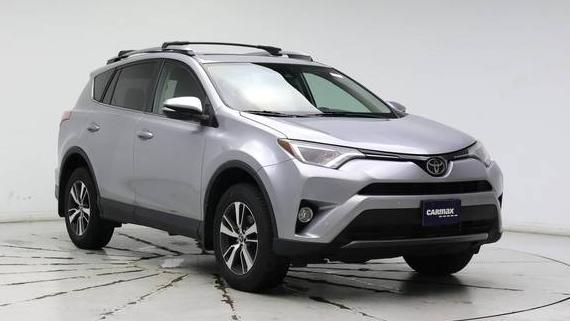 TOYOTA RAV4 2018 2T3RFREV1JW755427 image