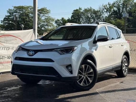 TOYOTA RAV4 2018 JTMRJREV1JD163554 image