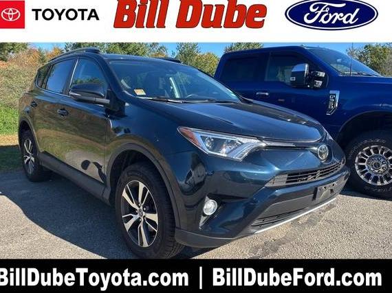TOYOTA RAV4 2018 2T3RFREV0JW733340 image