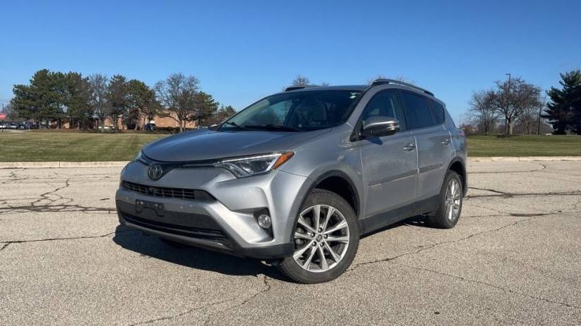 TOYOTA RAV4 2018 2T3DFREV3JW700679 image