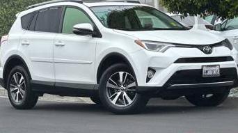 TOYOTA RAV4 2018 JTMRFREV2JJ227197 image