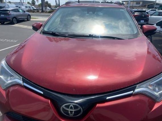 TOYOTA RAV4 2018 JTMWFREV8JD118888 image