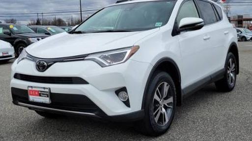 TOYOTA RAV4 2018 JTMRFREV2JJ748968 image