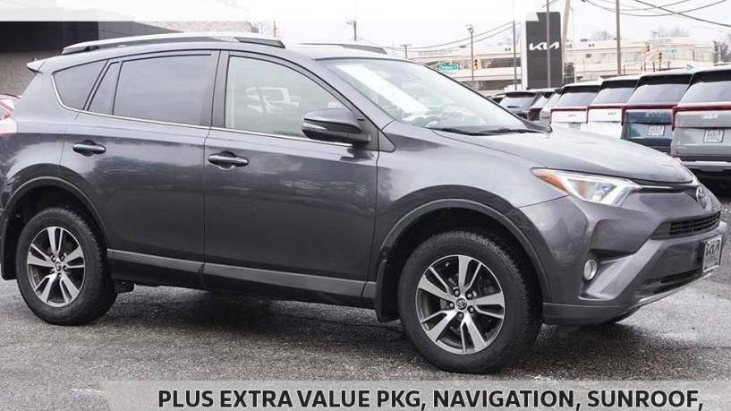 TOYOTA RAV4 2018 JTMRFREV5JJ743649 image