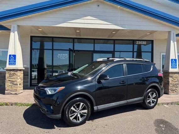 TOYOTA RAV4 2018 2T3RFREV6JW737621 image