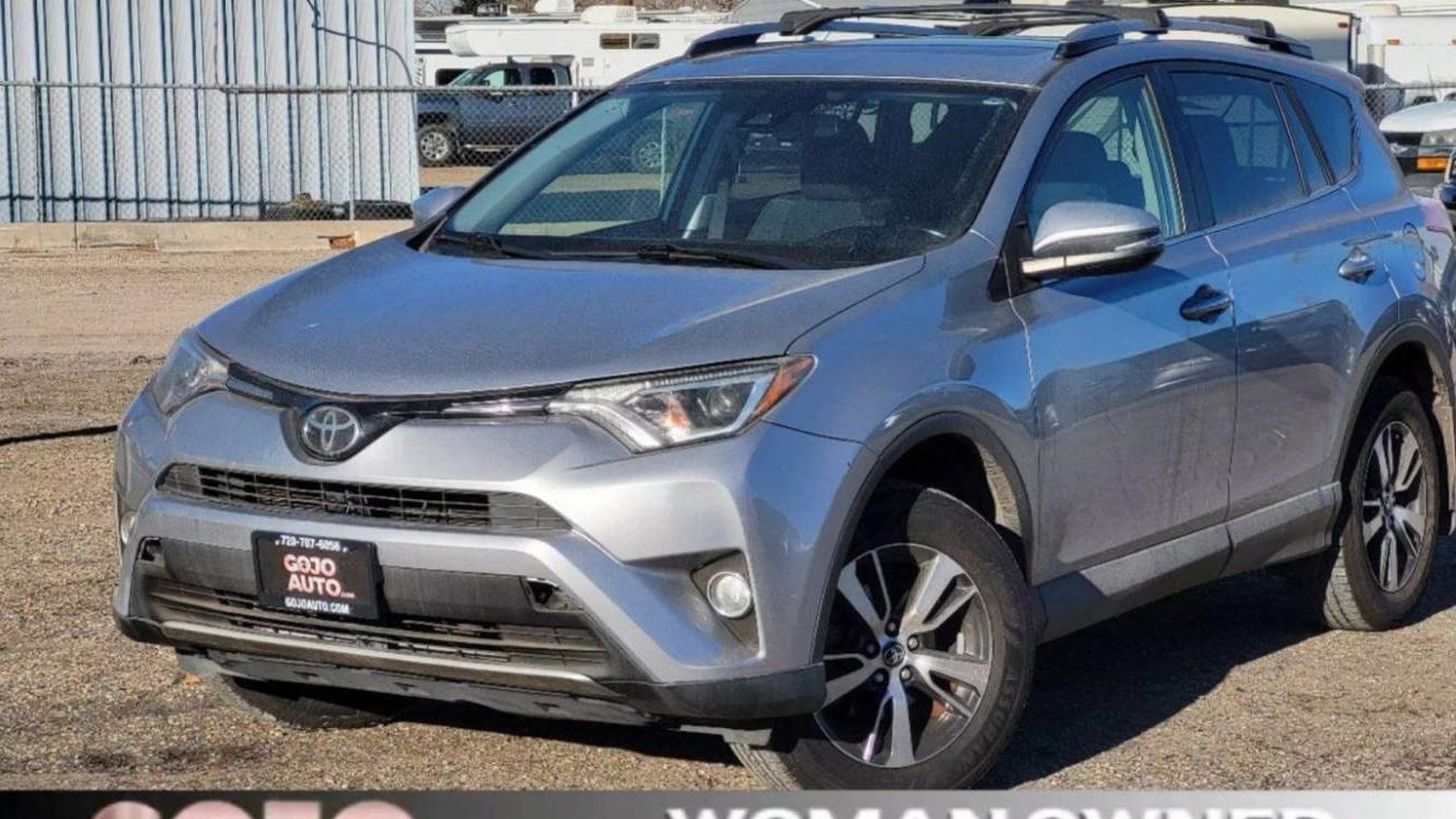 TOYOTA RAV4 2018 JTMRFREV7JD232717 image