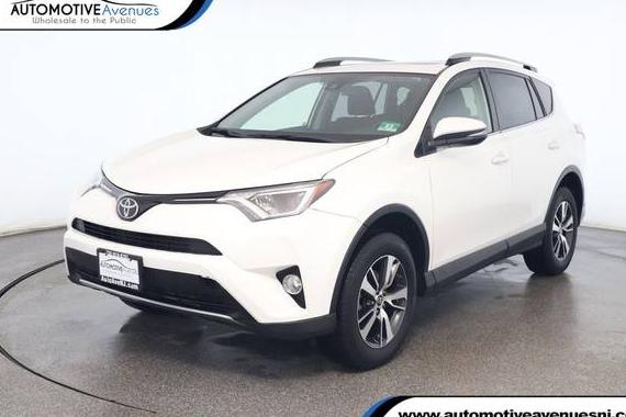 TOYOTA RAV4 2018 JTMRFREV2JJ734018 image