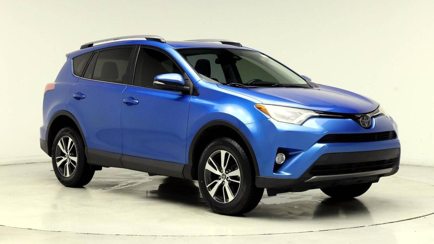 TOYOTA RAV4 2018 JTMWFREVXJD114759 image